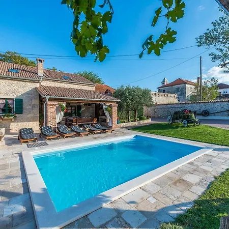 Villa Sisman Donji Zemunik